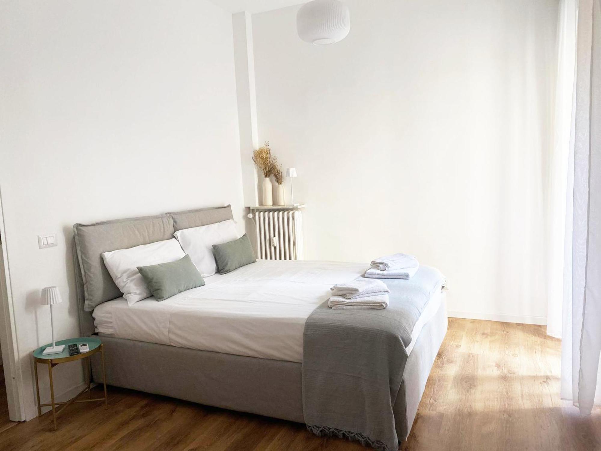 Germanico Apartments โรม ภายนอก รูปภาพ