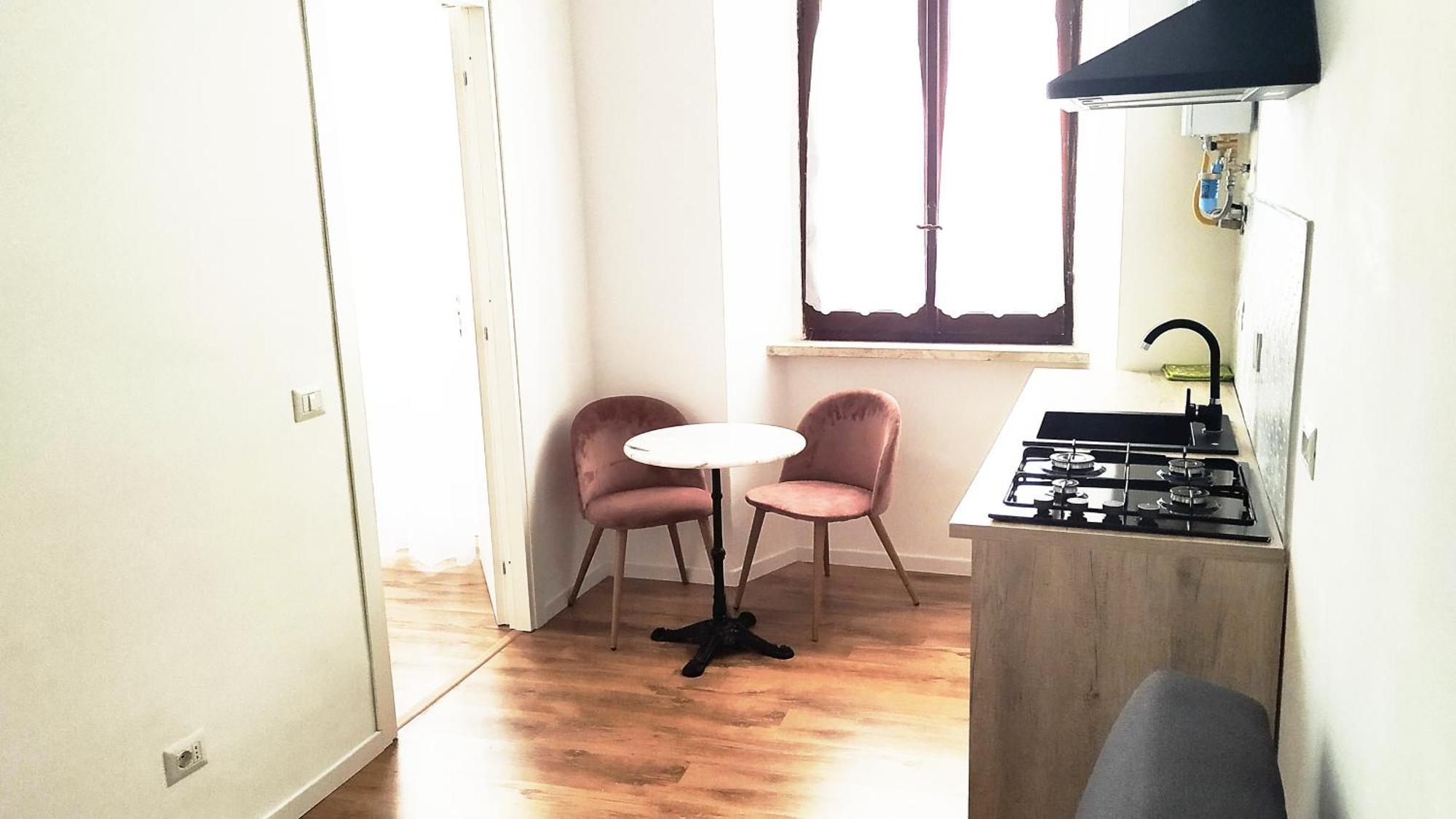 Germanico Apartments โรม ภายนอก รูปภาพ